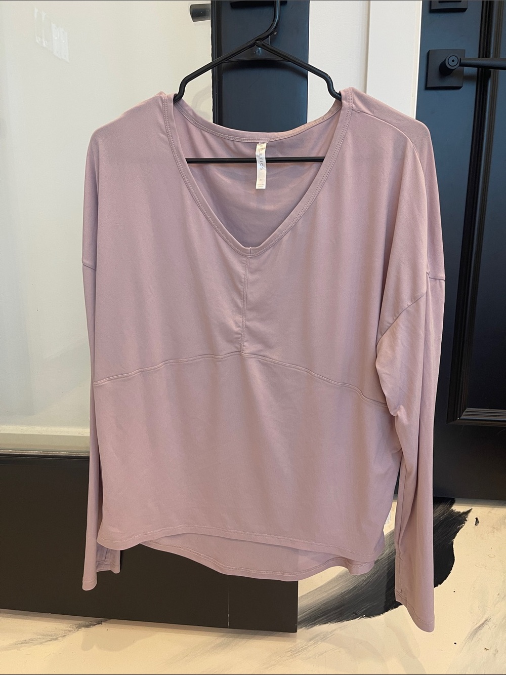 Fabletics Dusty Mauve V-Neck Long Sleeve Top